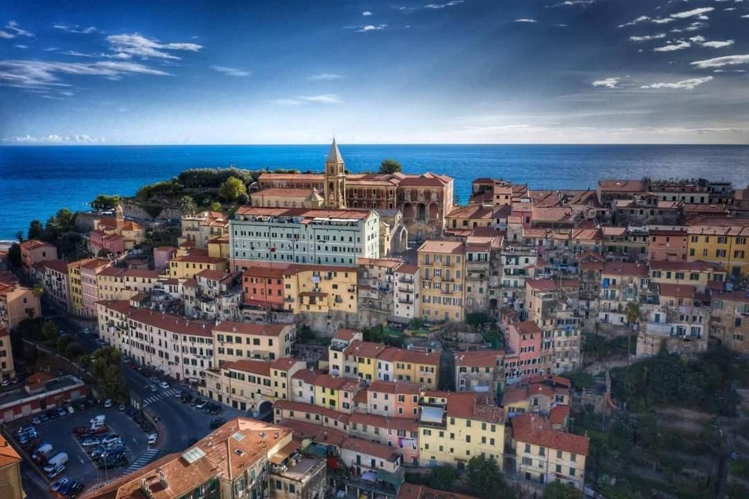 Tuffonelblu Appartement Ventimiglia Buitenkant foto
