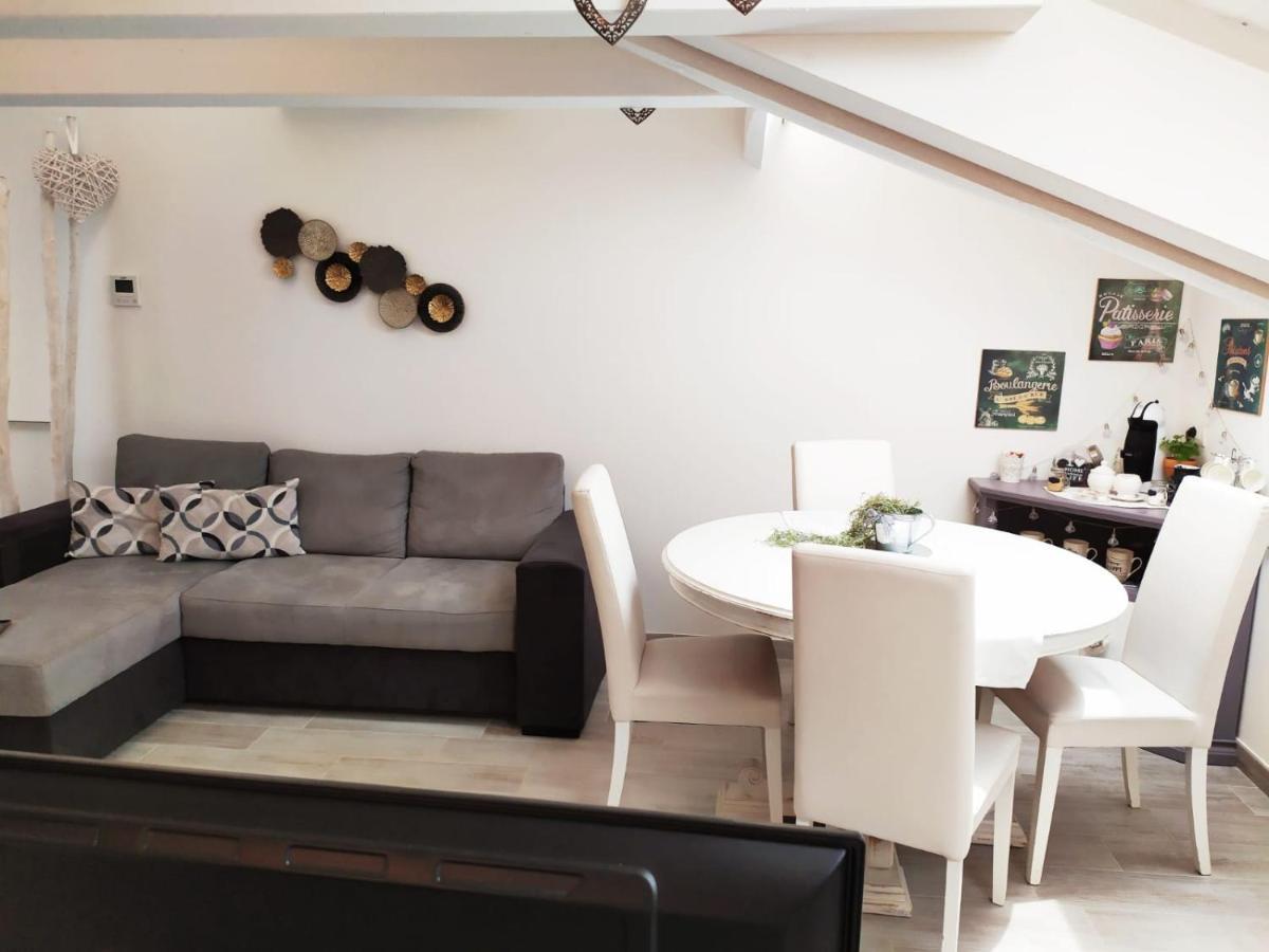 Tuffonelblu Appartement Ventimiglia Buitenkant foto