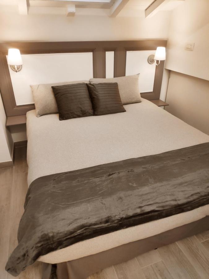 Tuffonelblu Appartement Ventimiglia Buitenkant foto